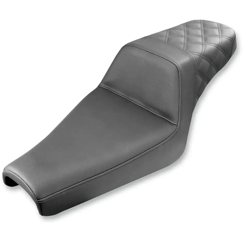 Saddlemen Step-Up Rear Lattice Stitch Sadel till Harley