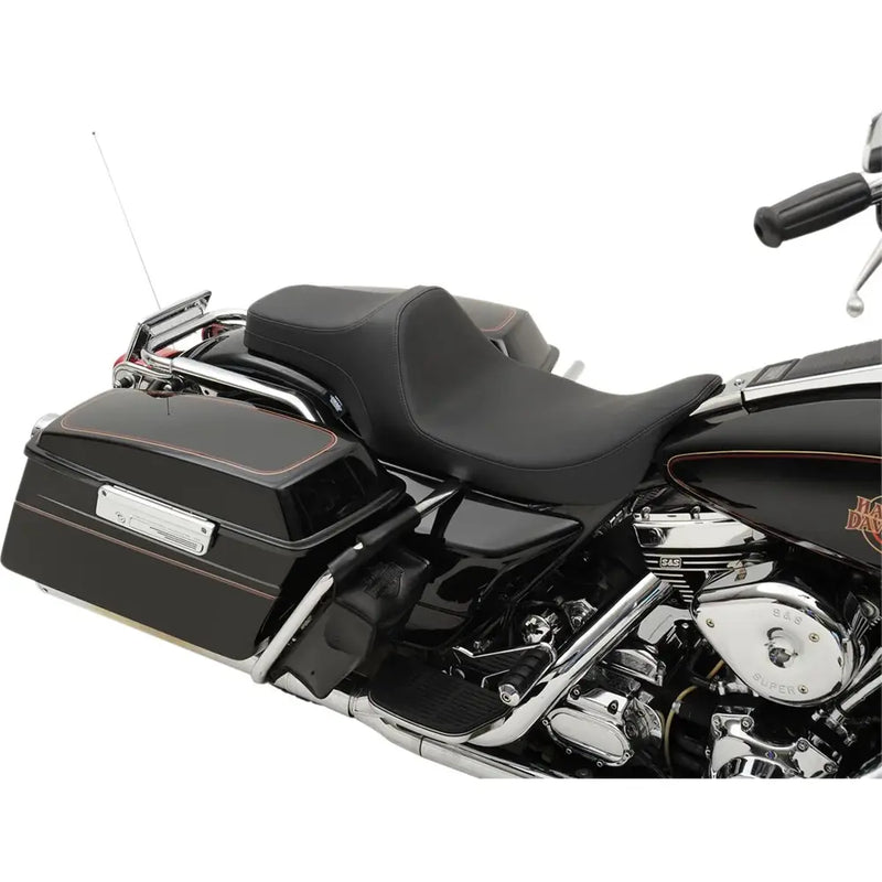 Drag Specialties Predator III Sadel till Harley 