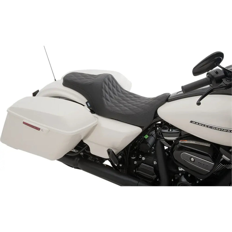 Drag Specialties Predator III Sadel till Harley 