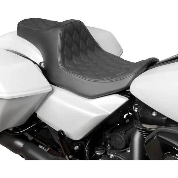 Drag Specialties Predator III Sadel till Harley 