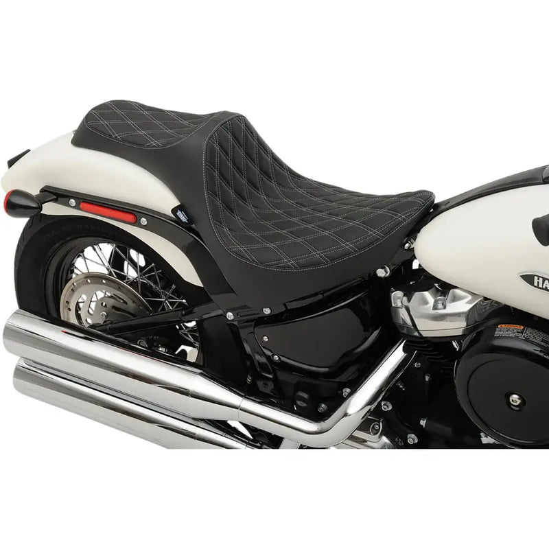 Drag Specialties Predator III Sadel till Harley 