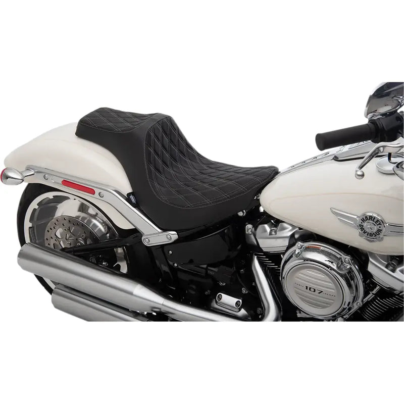 Drag Specialties Predator III Sadel till Harley 