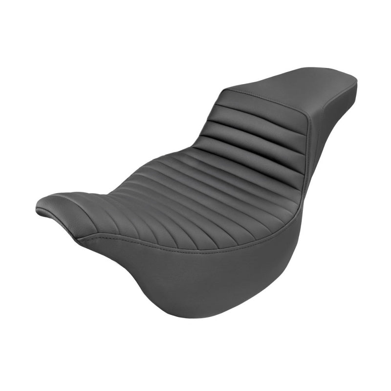 Saddlemen Step-Up Front Tuck-n-Roll Sadel till Harley