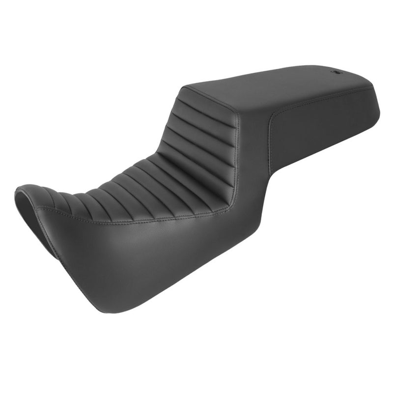 Saddlemen Step-Up Front Tuck-n-Roll Sadel till Harley