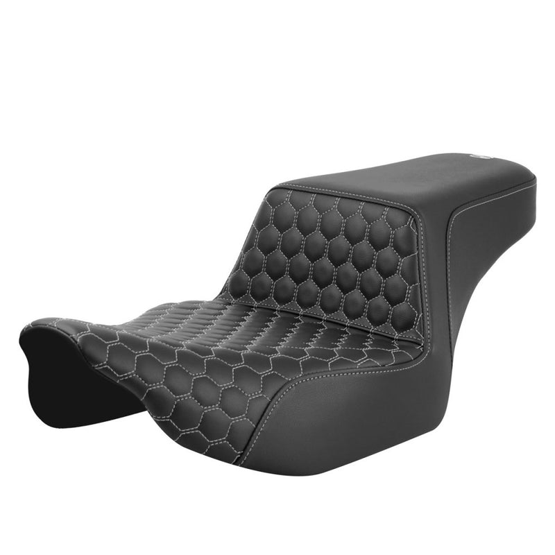 Saddlemen Step-Up Extended Reach Front Honeycomb Sadel till Harley