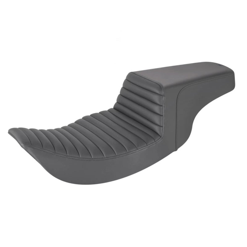 Saddlemen Step-Up Front Tuck-n-Roll Sadel till Harley