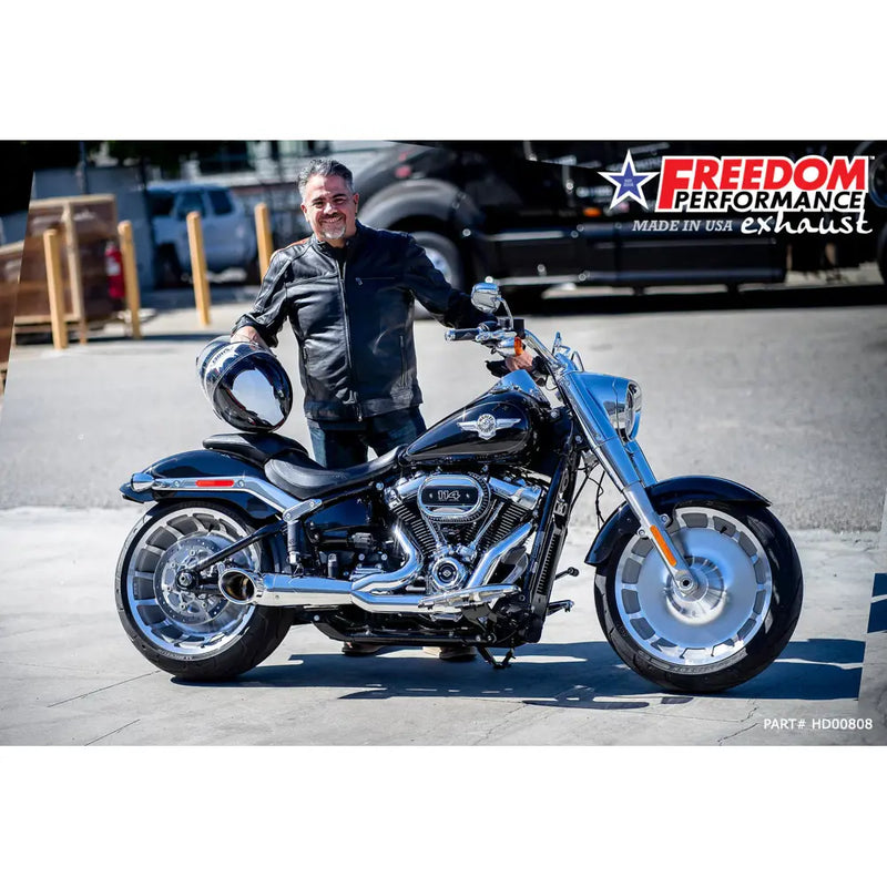 Freedom Performance Shorty Turn Out 2-till-1 Avgassystem till Harley