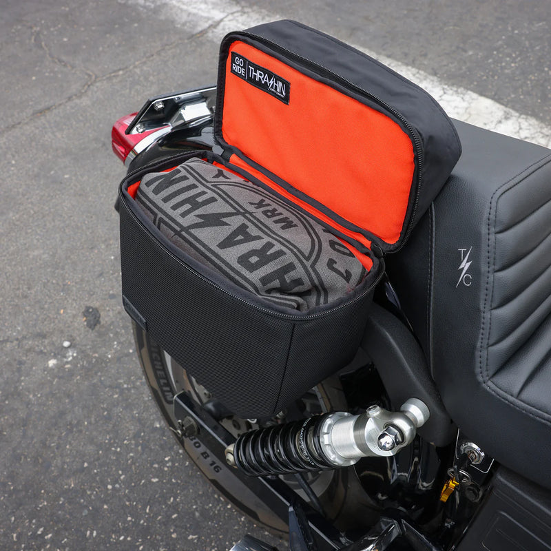 Thrashin Supply Essential Base 10L Throw-Over Sadelväskor MC