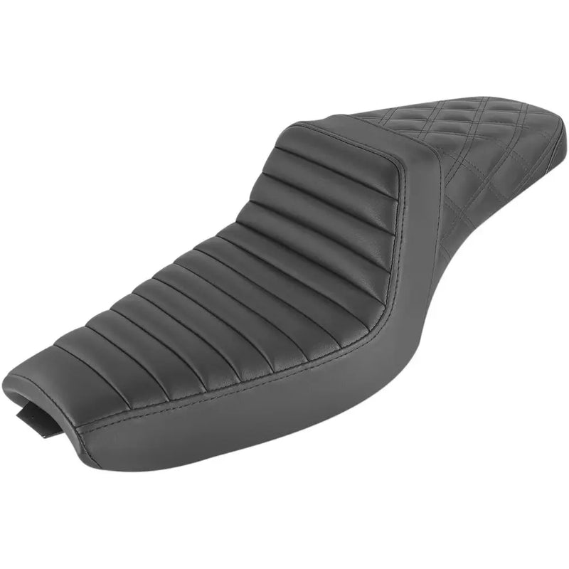 Saddlemen Step-Up Tuck-n-Roll / Lattice Stitch Sadel till Harley