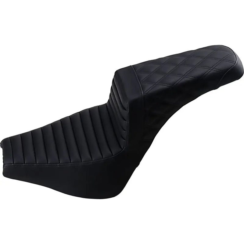 Saddlemen Step-Up Tuck-n-Roll / Lattice Stitch Sadel till Harley