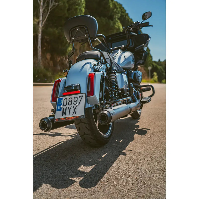 Black Duck Bombardier EC Euro-godkända Slip-On Ljuddämpare till Harley