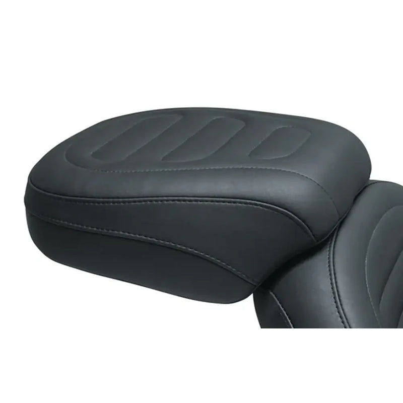Mustang Standard Touring Passenger Seat for Harley 18-23 Softail Fat Bob / Black / Trapezoid / Non-Recessed  - Customhoj