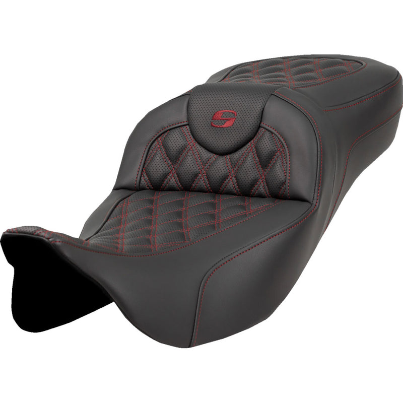 Saddlemen Roadsofa Extended Reach Lattice Stitch Seat for Harley 08-25 Touring (excl. 23-25 CVO; 24-25 Road Glide / Street Glide) / Black / Burgundy / Without heating / Without backrest  - Customhoj