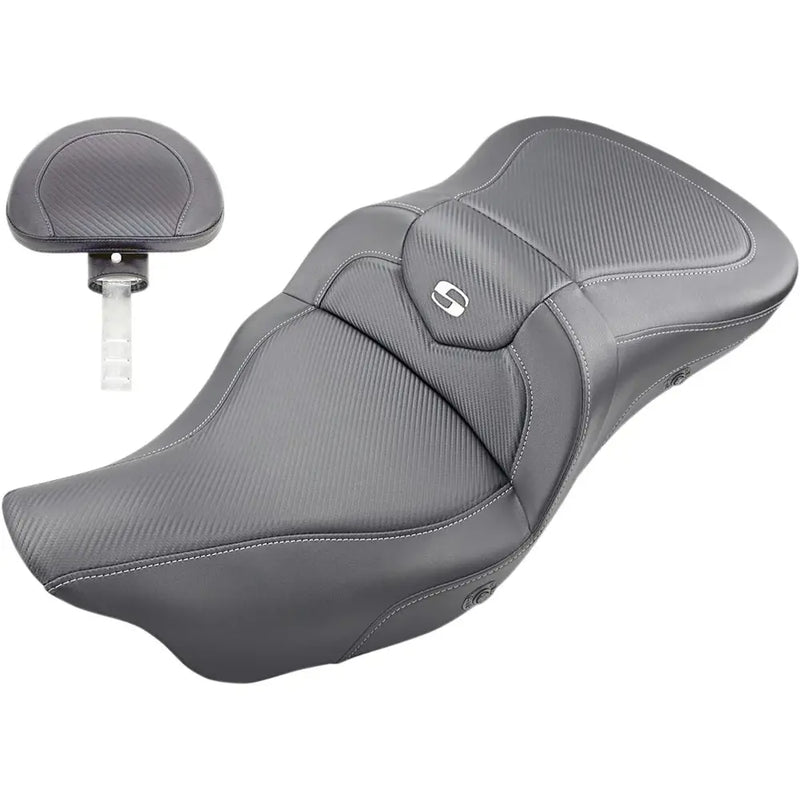 Saddlemen Roadsofa Extended Reach Plain Seat for Harley 08-25 Touring (excl. 23-25 CVO; 24-25 Road Glide / Street Glide) / Carbon Fiber / With heating / With backrest  - Customhoj