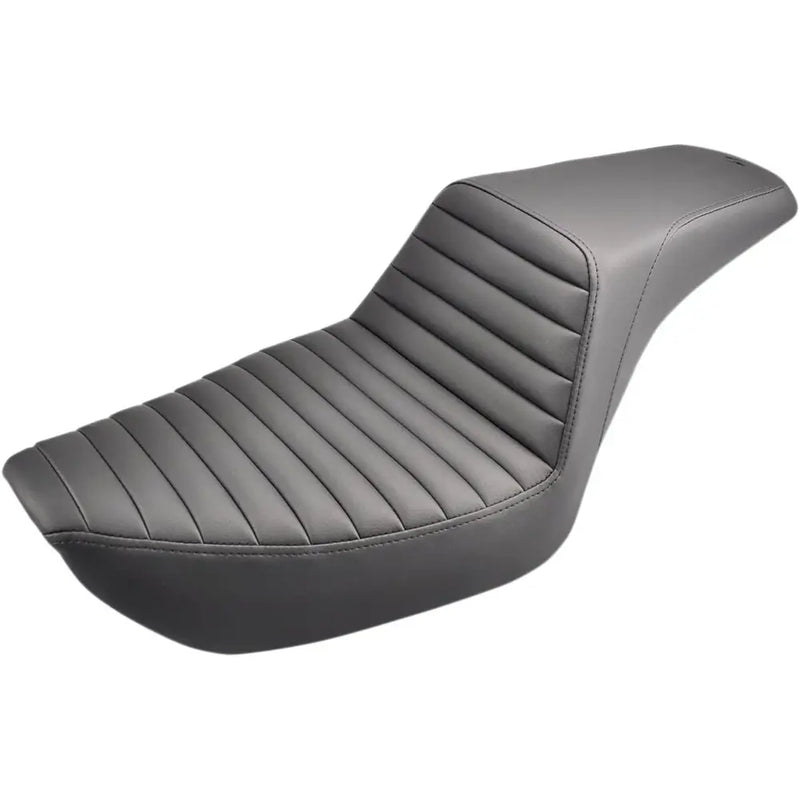 Saddlemen Step-Up Front Tuck-n-Roll for Harley 96-03 Dyna (excl. Wide Glide) / Black  - Customhoj