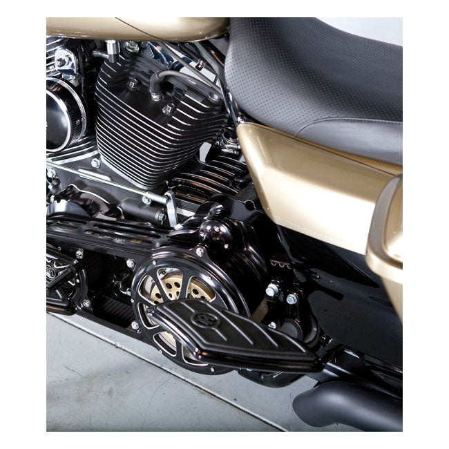 Performance Machine Floorboards Harley 86-21 FLT/Touring; 86-21 FL Softail (excl. FXFB/S, FXDRS); 06-17 Dyna. (Models with passenger floorboard brackets) / Black Performance Machine Contour Passenger Floorboards for Harley Customhoj